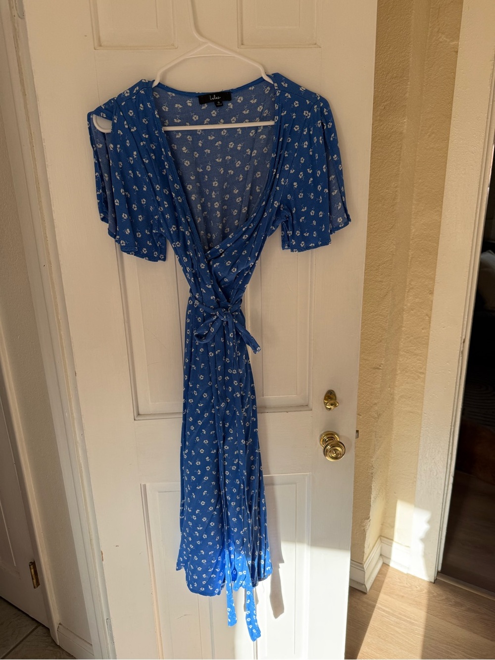 Lulu's Blue Floral Tie-Waist Midi Dress